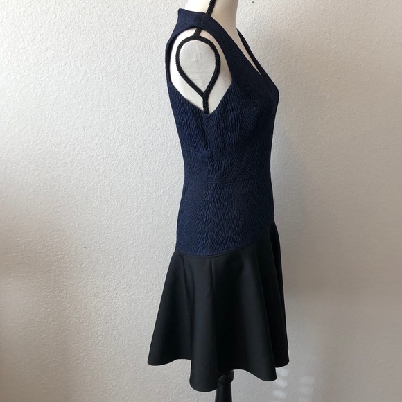 Rebecca Taylor V-Neck Stretch Snakeskin Dress - Picture 6 of 13